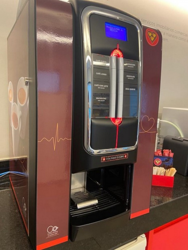 Máquina de Café Vending Machine Varre-Sai - Máquina Vending Machine
